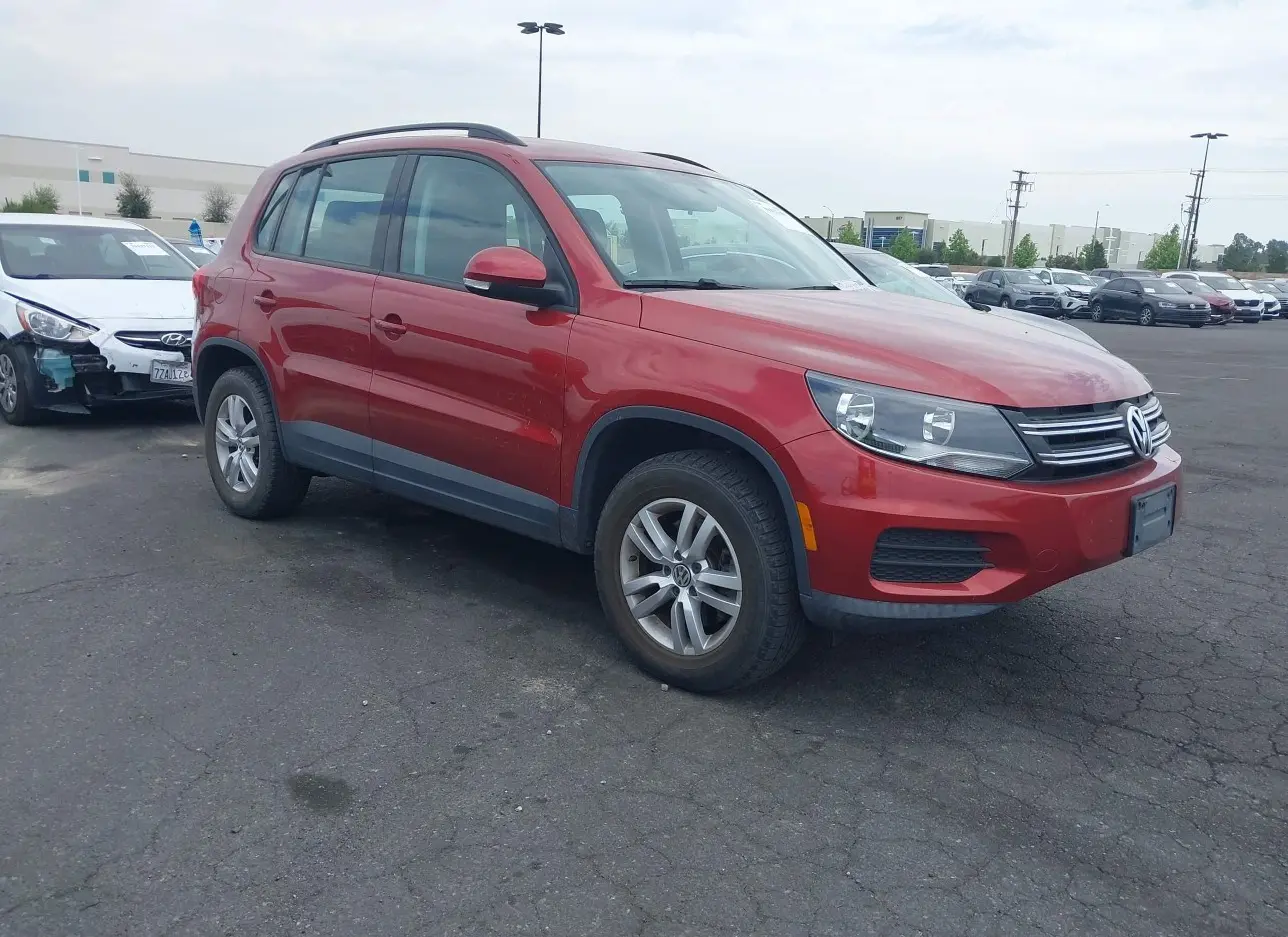 2015 VOLKSWAGEN  - Image 1.