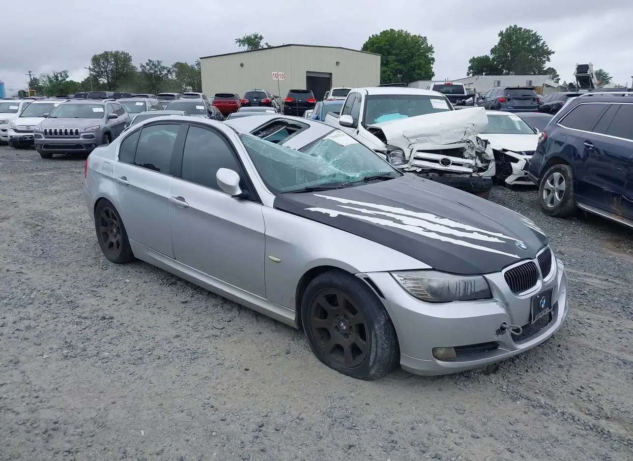 2010 BMW  - Image 1.