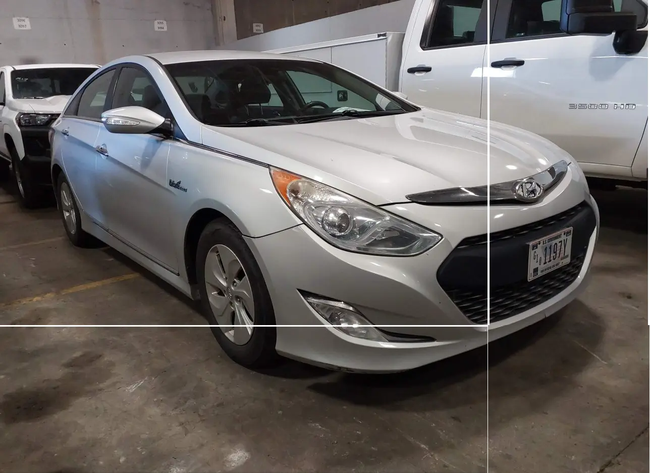 2014 HYUNDAI  - Image 1.