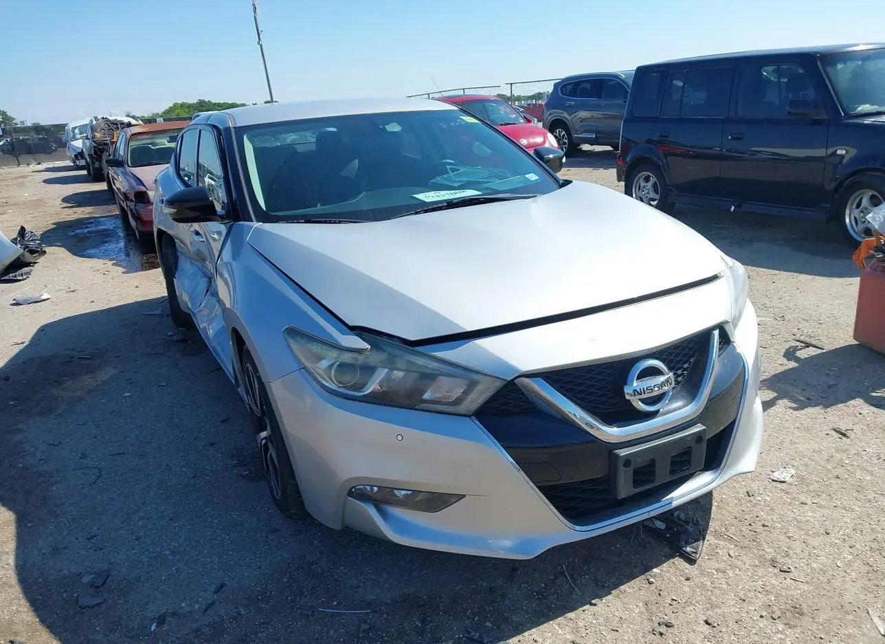 2018 NISSAN  - Image 1.