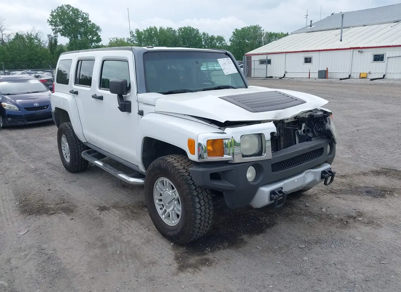 2008 HUMMER  - Image 1.