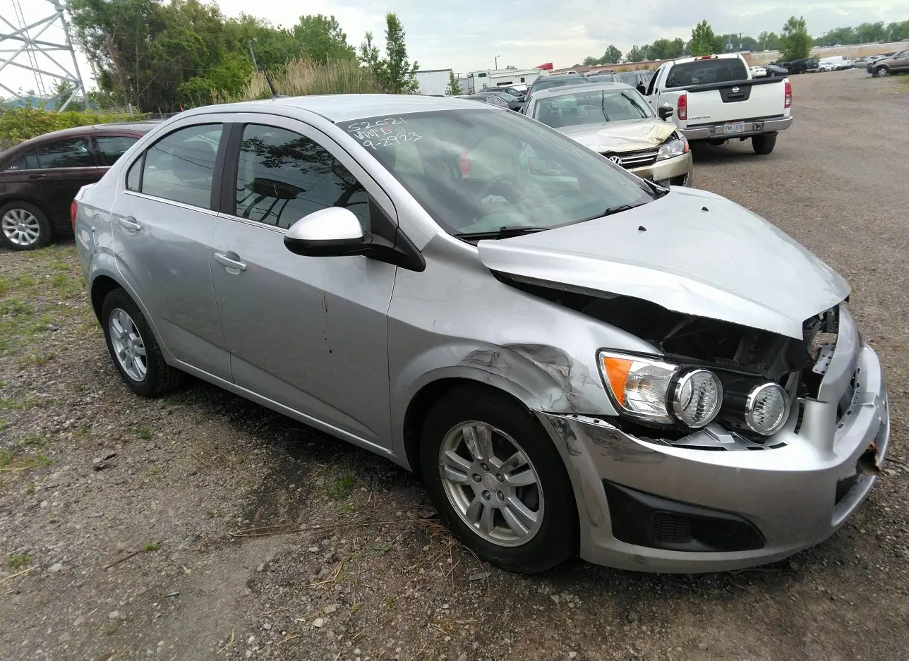 2014 CHEVROLET  - Image 1.