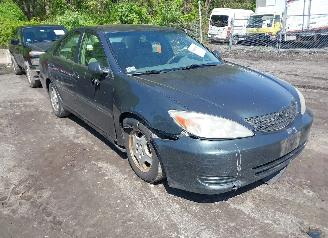 2002 TOYOTA  - Image 1.