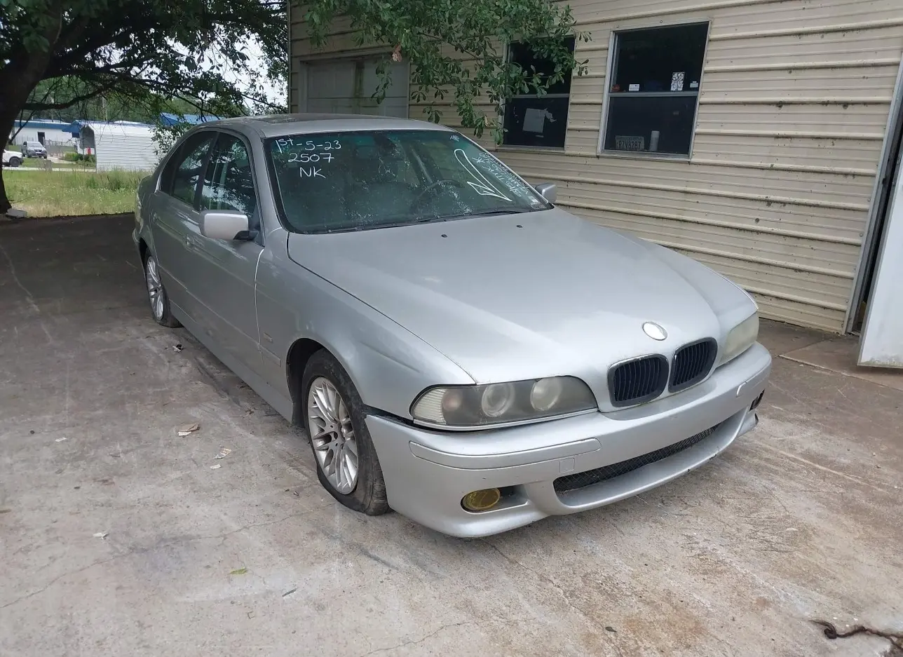 2003 BMW  - Image 1.