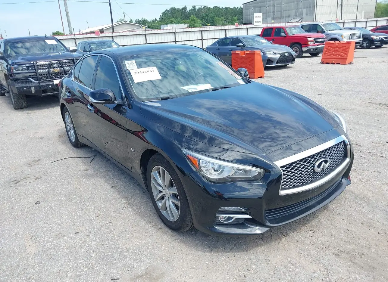 2016 INFINITI  - Image 1.