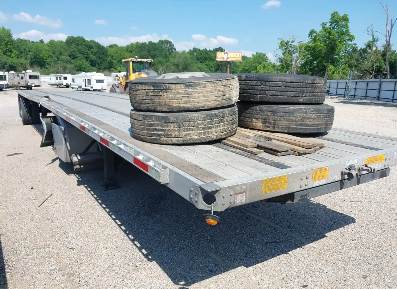 2019 UTILITY TRAILER MFG  - Image 1.