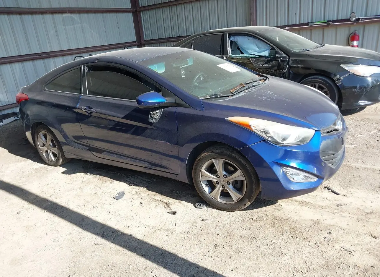 2013 HYUNDAI  - Image 1.