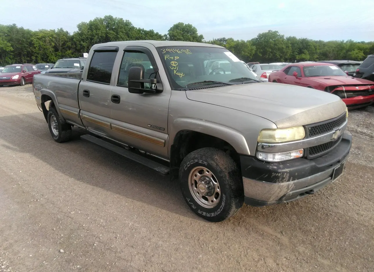 2001 CHEVROLET  - Image 1.