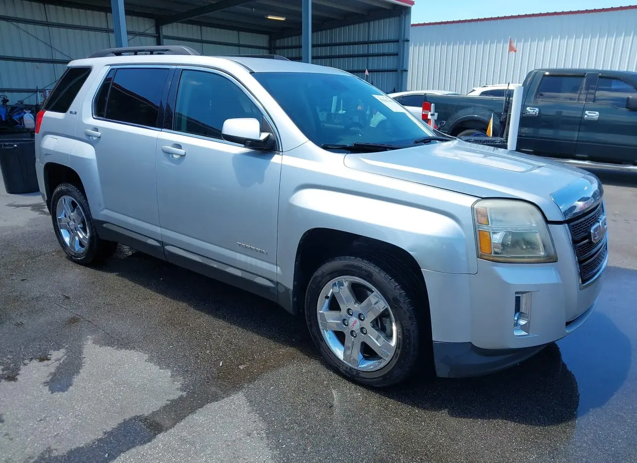 2012 GMC  - Image 1.