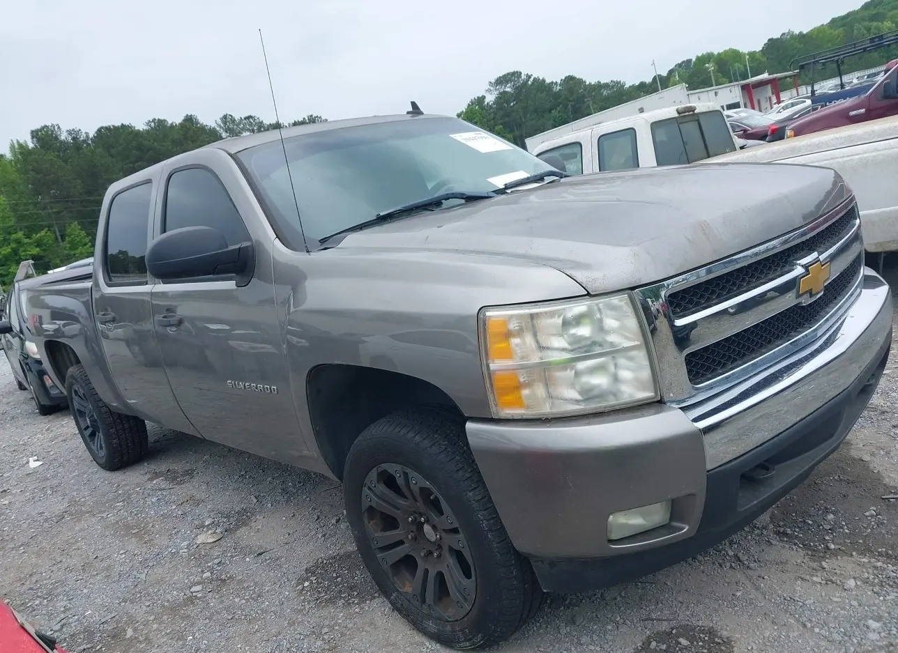 2007 CHEVROLET  - Image 1.