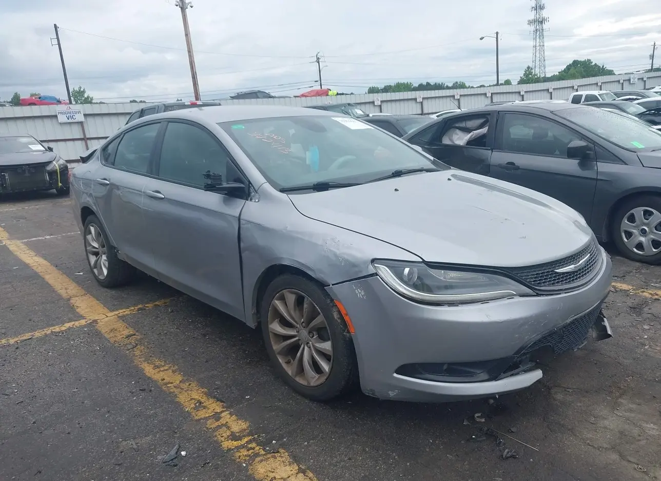 2015 CHRYSLER  - Image 1.