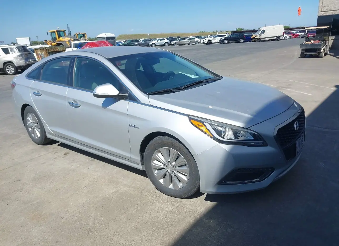 2016 HYUNDAI  - Image 1.