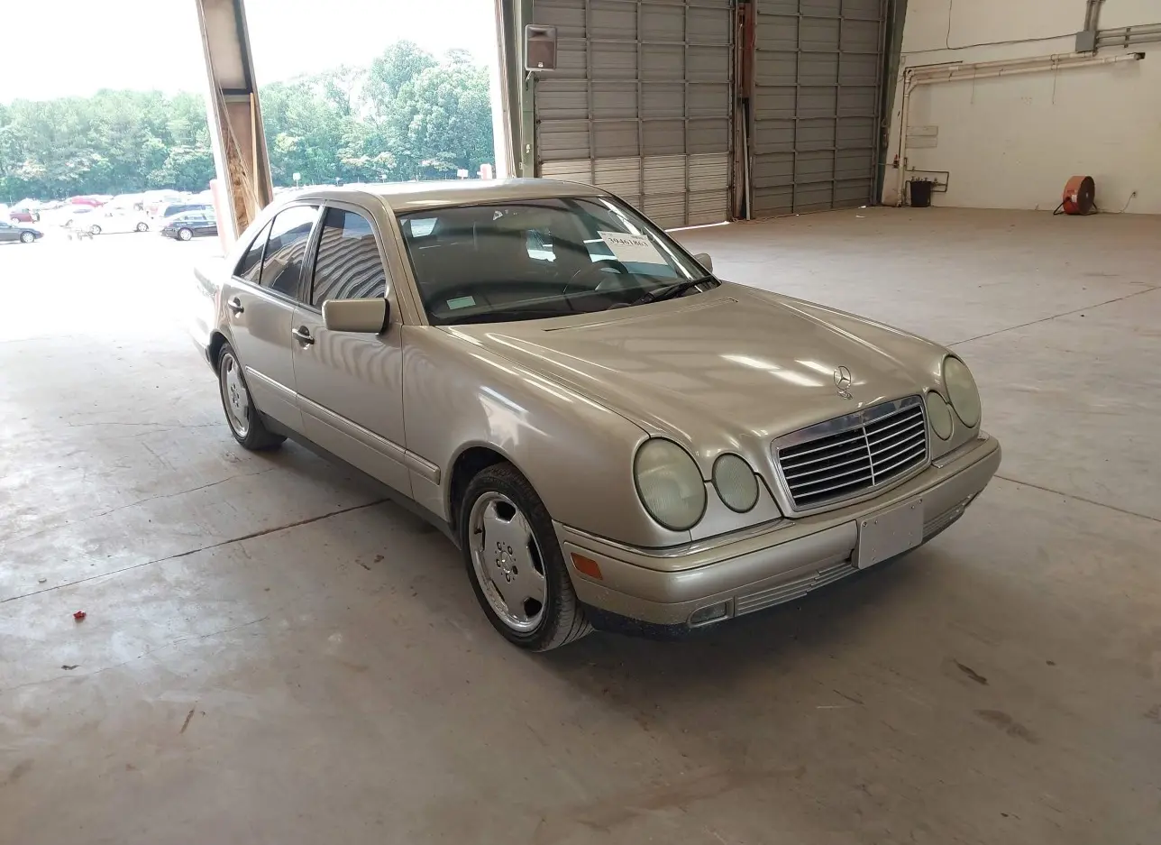 1999 MERCEDES-BENZ  - Image 1.