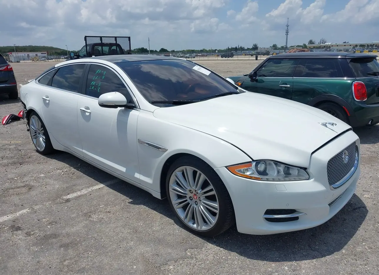 2015 JAGUAR  - Image 1.