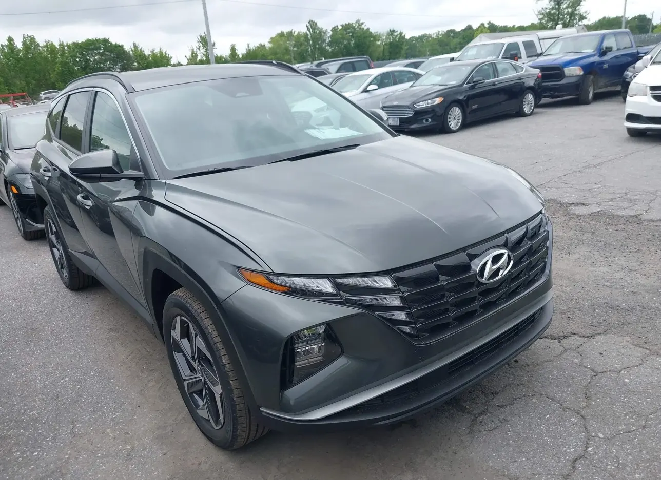 2024 HYUNDAI  - Image 1.