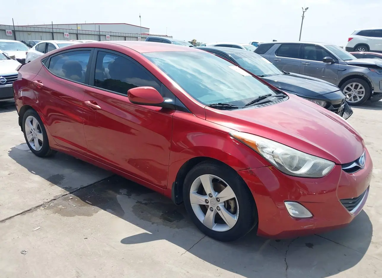 2013 HYUNDAI  - Image 1.