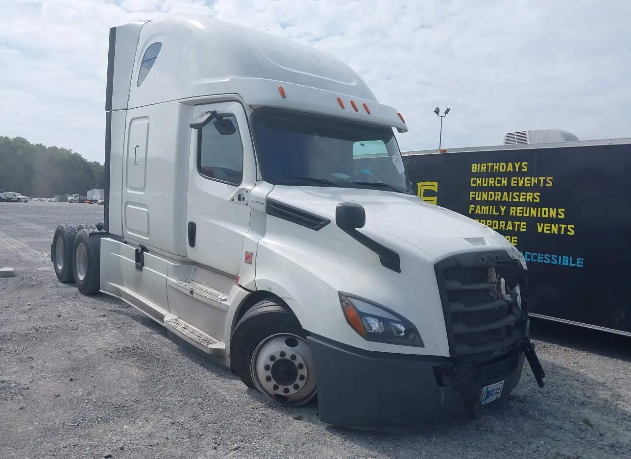 2019 FREIGHTLINER  - Image 1.