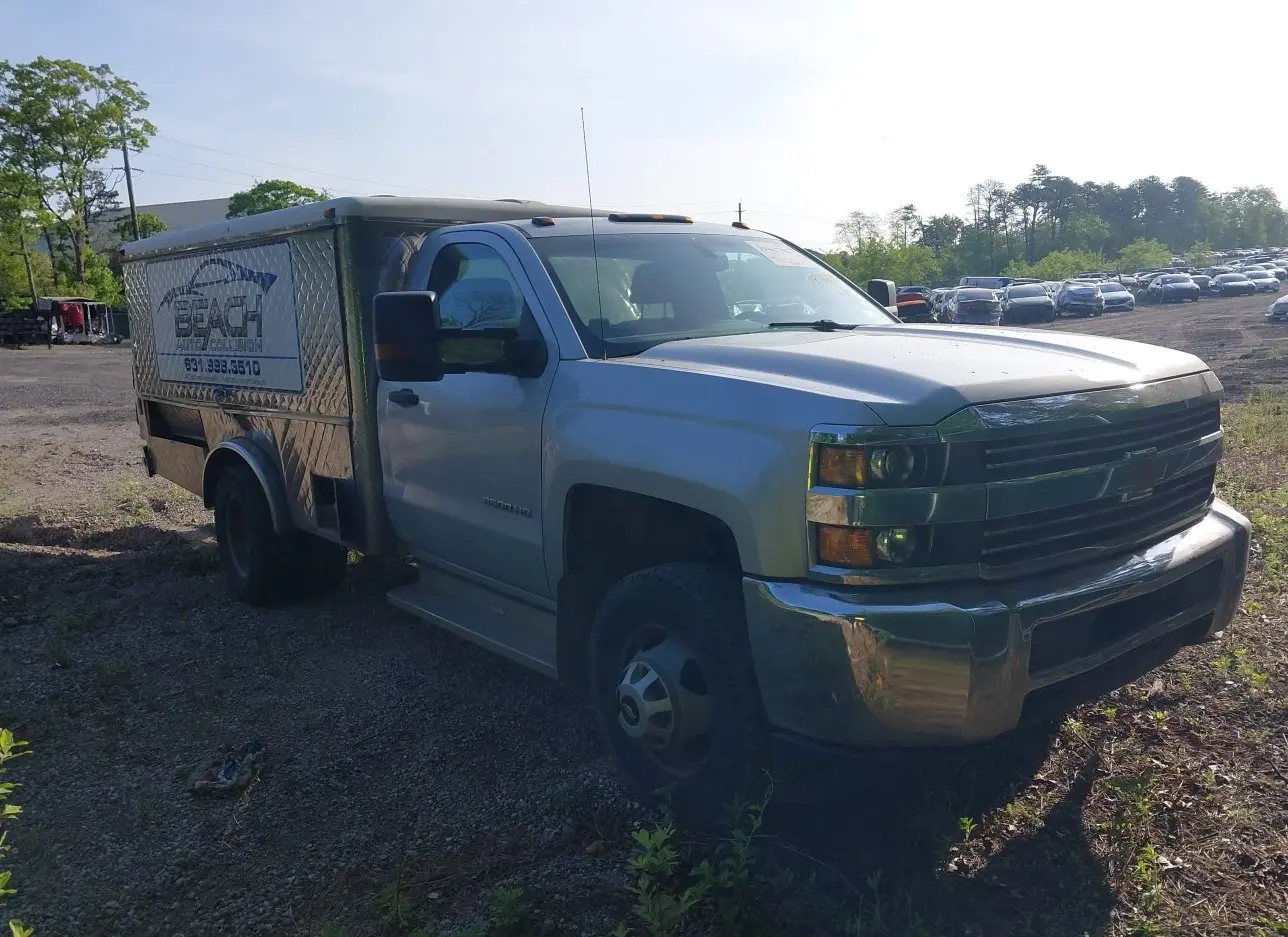 2017 CHEVROLET  - Image 1.