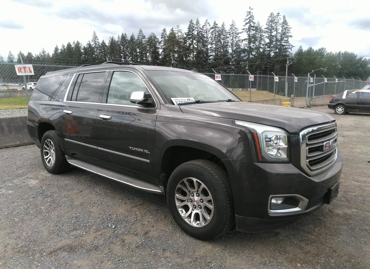 2015 GMC  - Image 1.