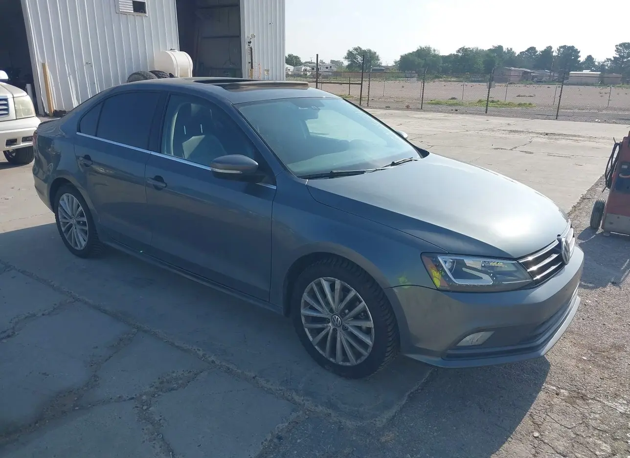 2016 VOLKSWAGEN  - Image 1.