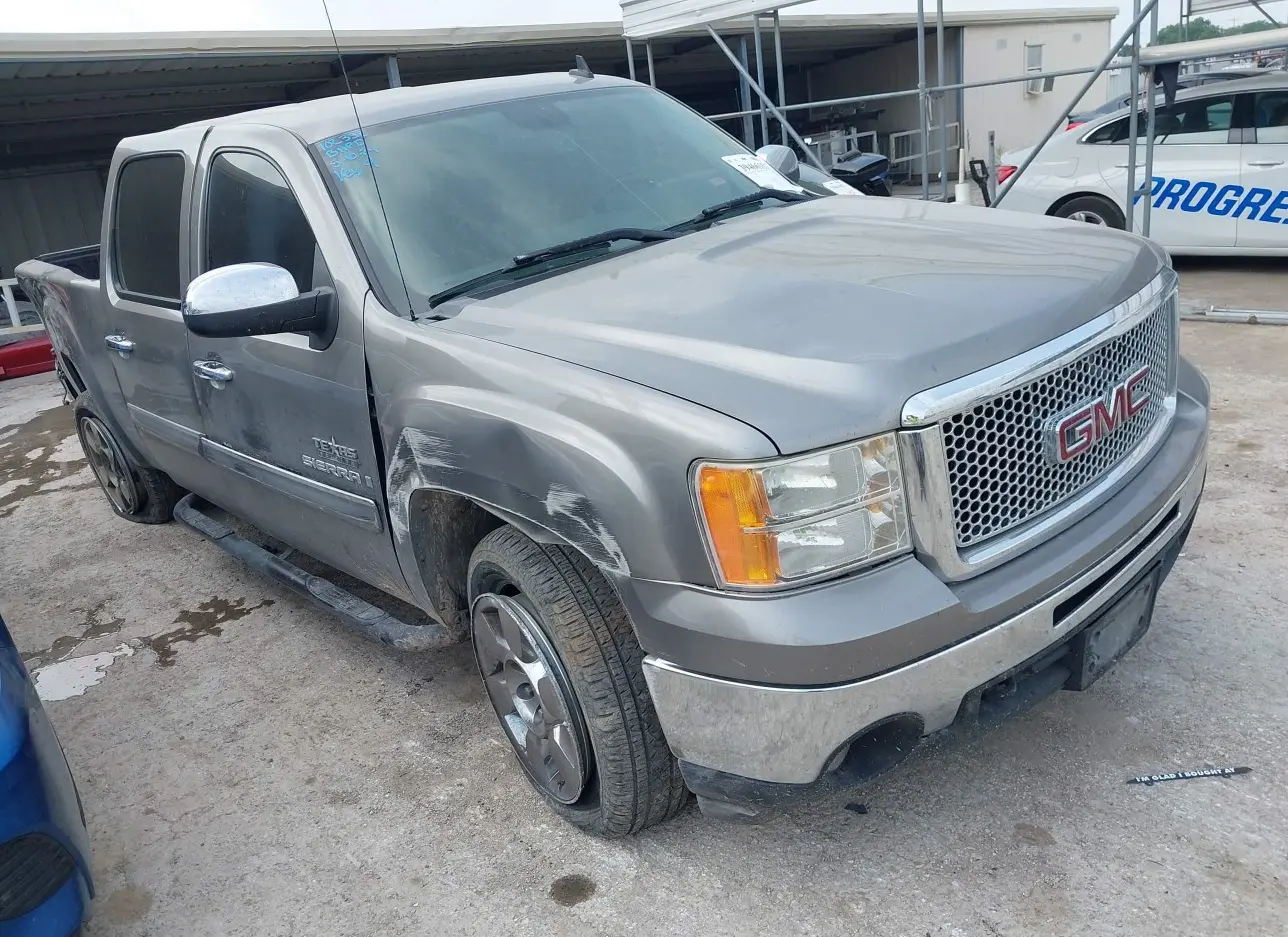 2009 GMC  - Image 1.