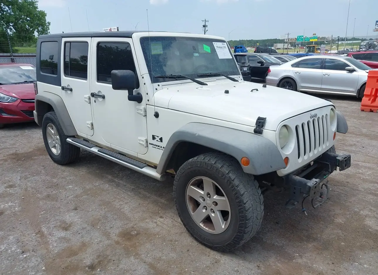 2008 JEEP  - Image 1.