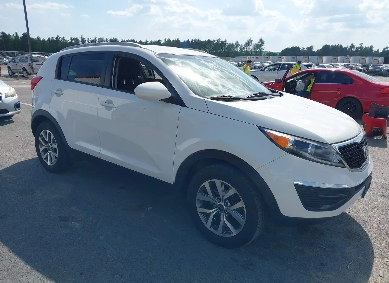 2016 KIA  - Image 1.