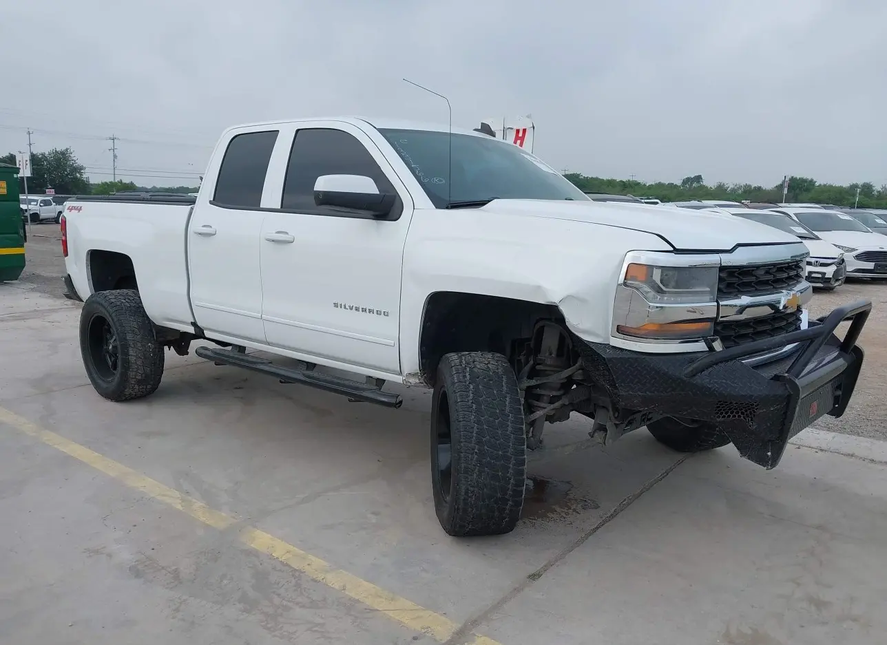 2016 CHEVROLET  - Image 1.