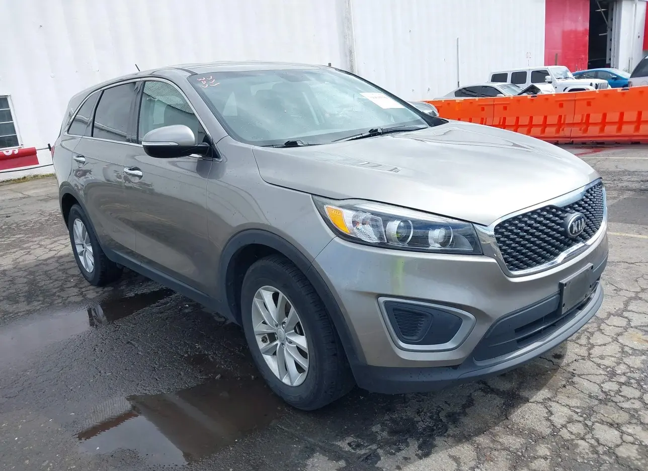 2017 KIA  - Image 1.