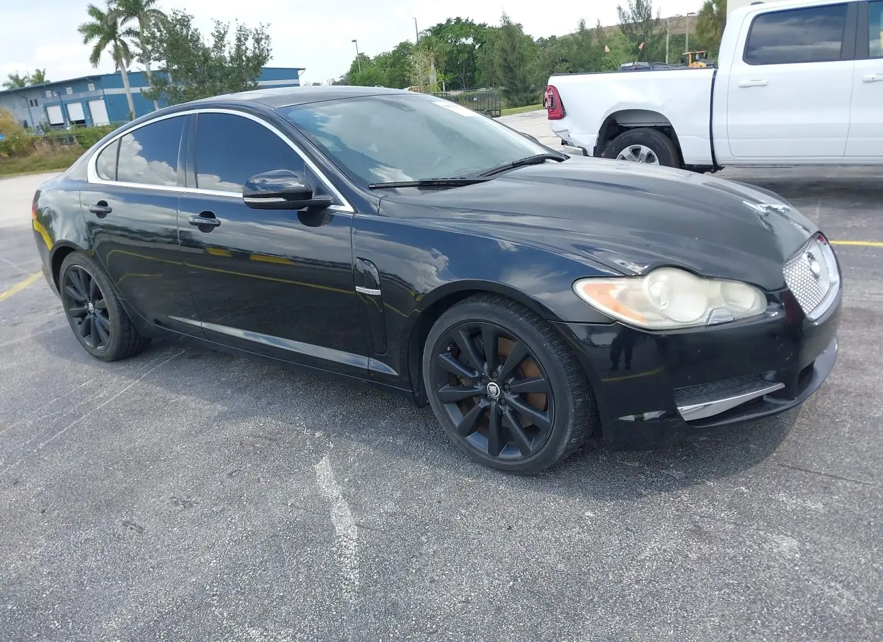 2011 JAGUAR  - Image 1.