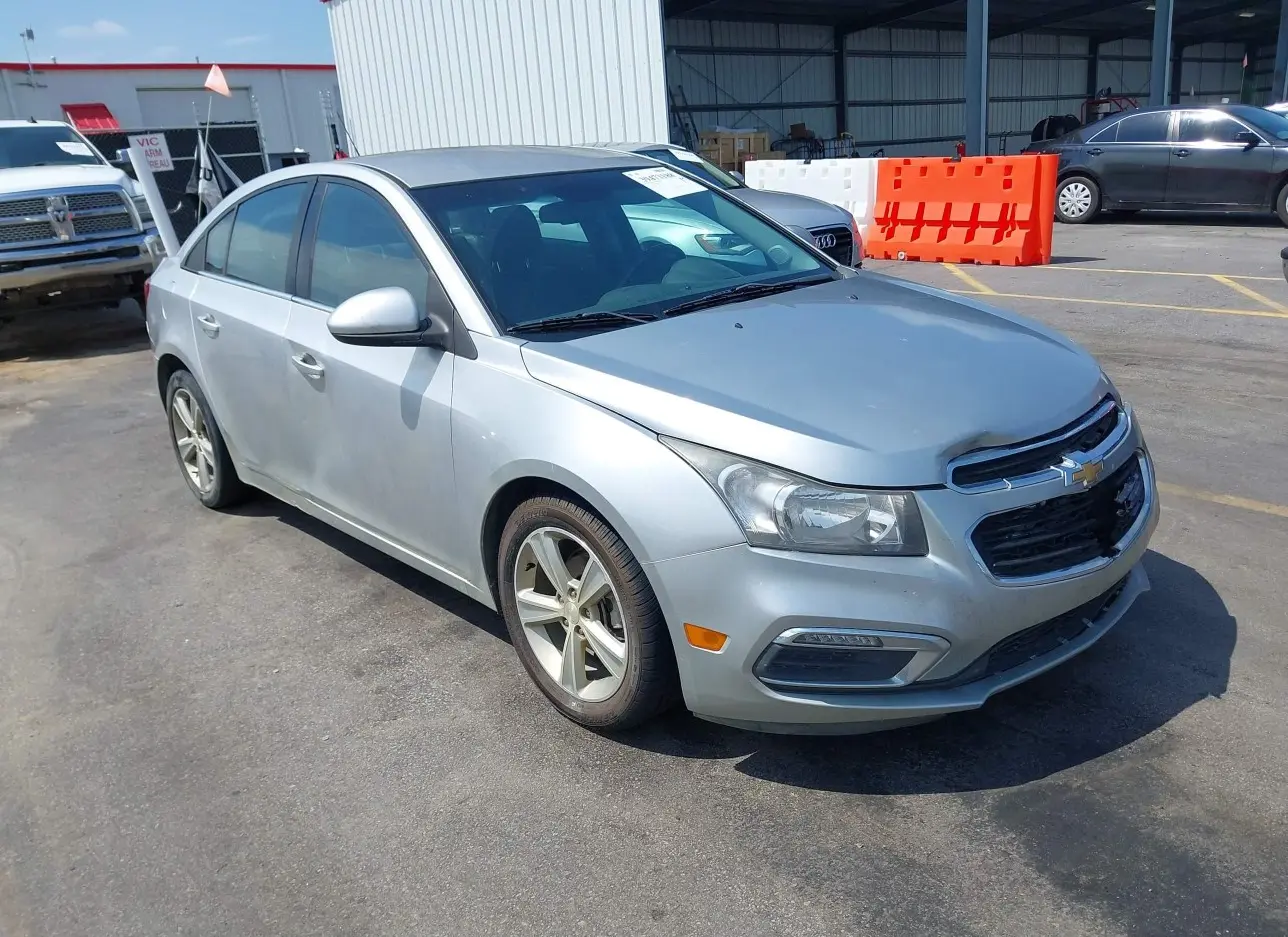 2015 CHEVROLET  - Image 1.