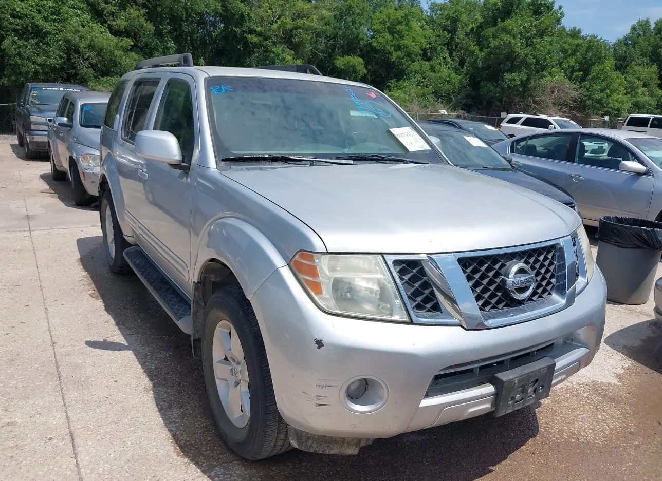 2009 NISSAN  - Image 1.