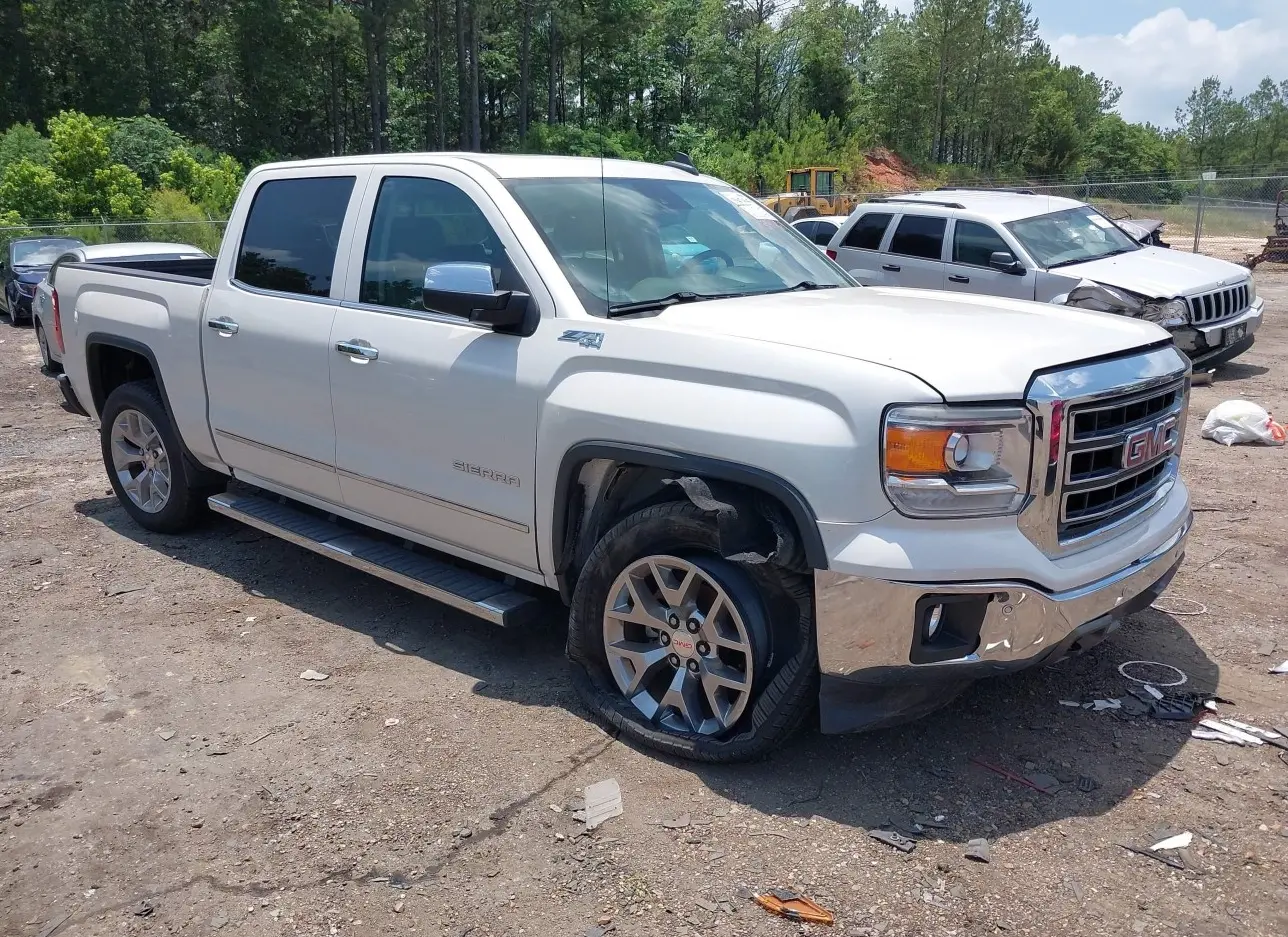 2015 GMC  - Image 1.