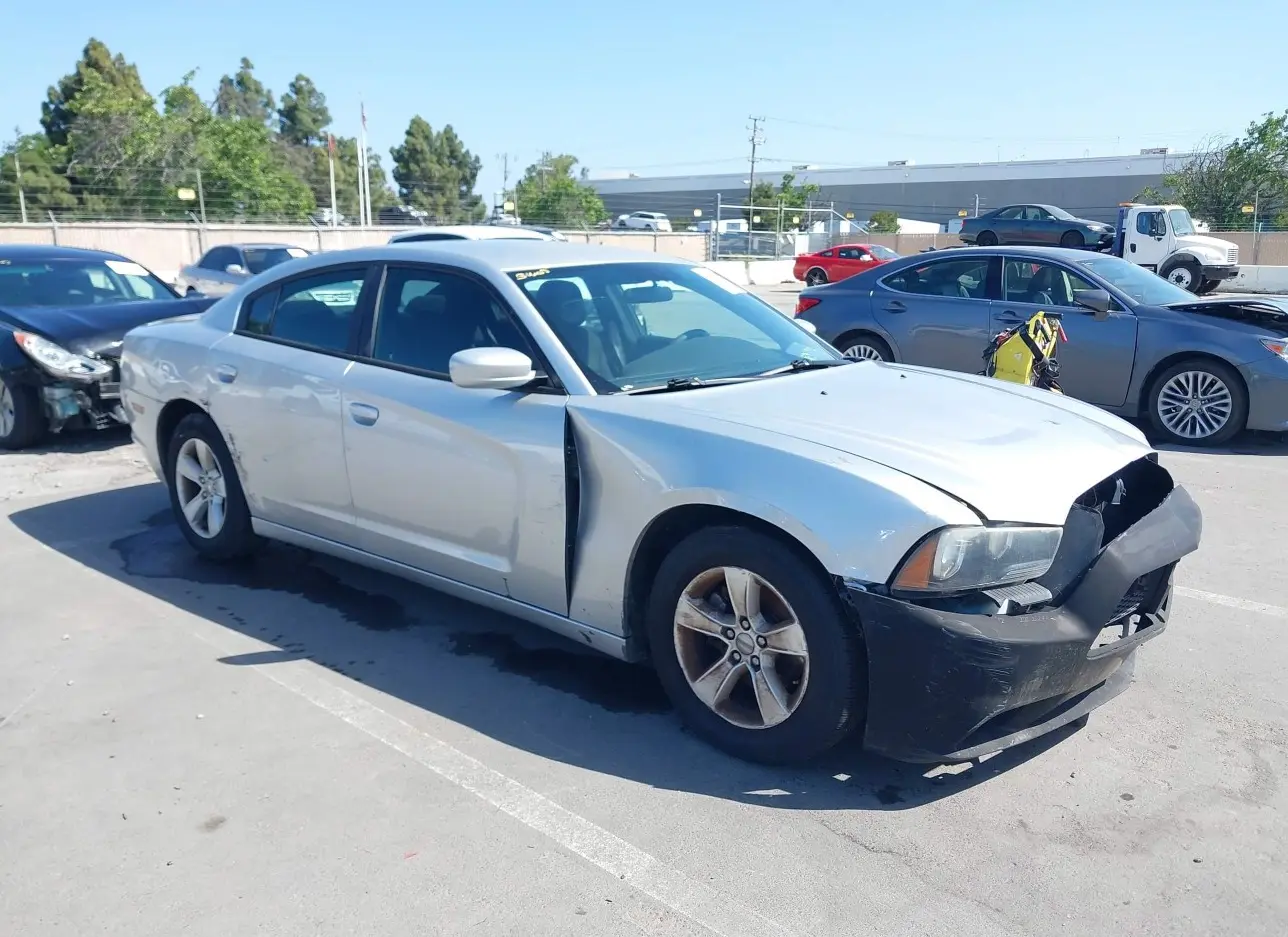 2012 DODGE  - Image 1.