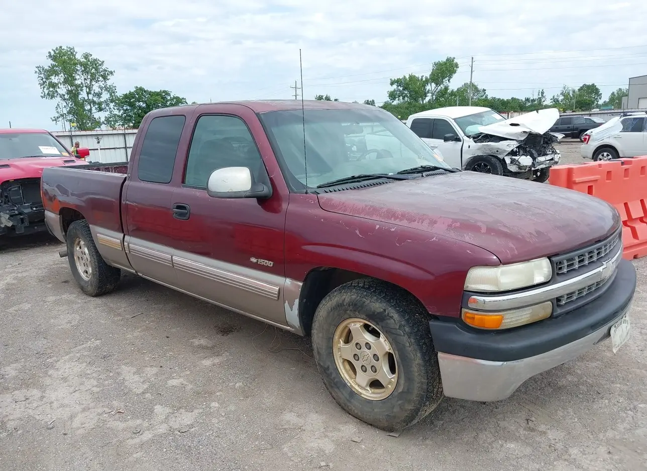 2002 CHEVROLET  - Image 1.