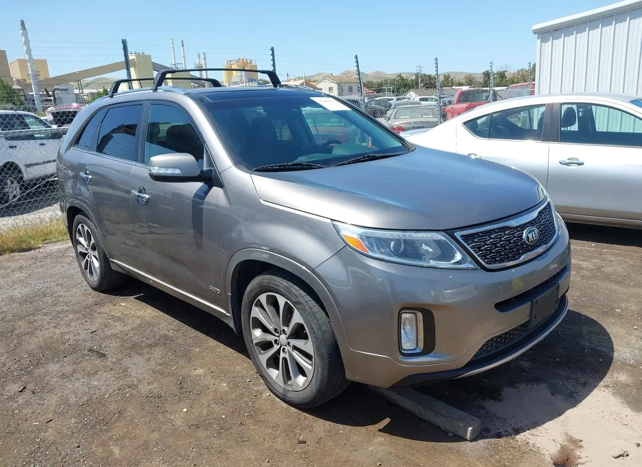 2015 KIA  - Image 1.