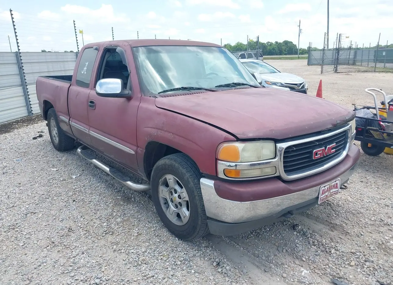 2001 GMC  - Image 1.