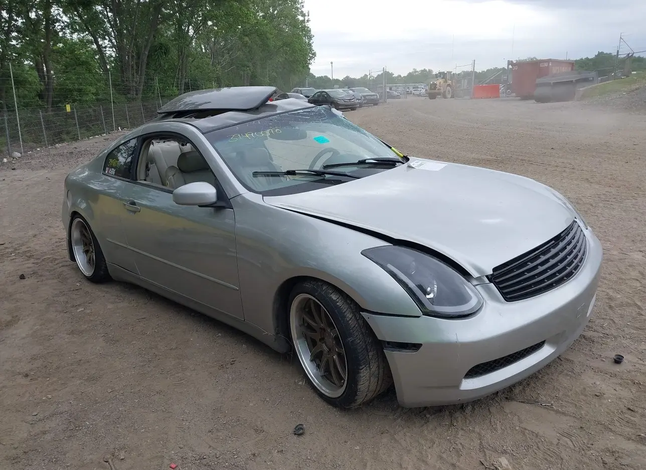 2003 INFINITI  - Image 1.