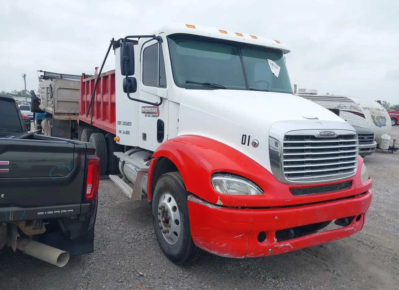 2007 FREIGHTLINER  - Image 1.