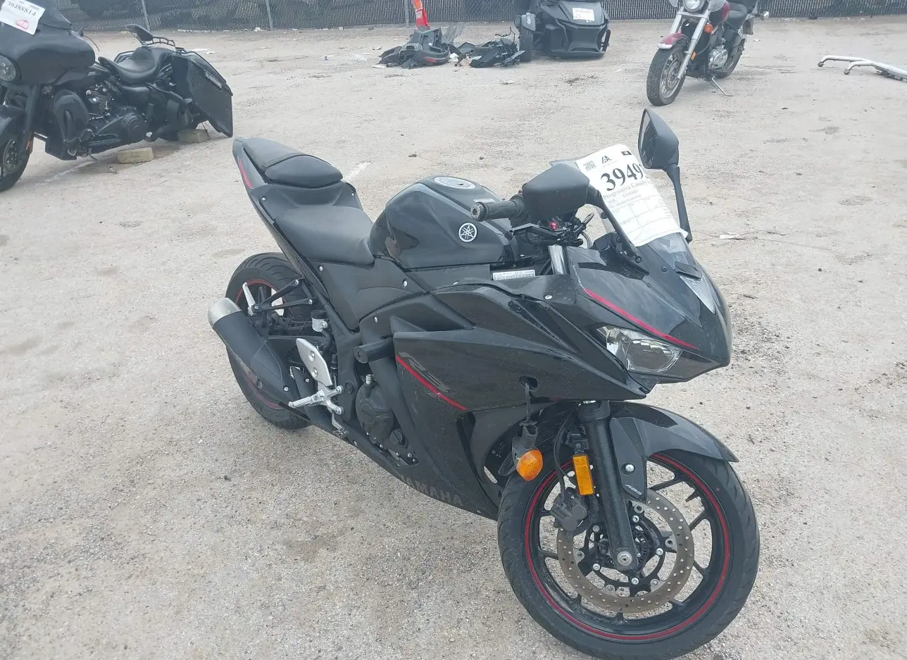 2018 YAMAHA  - Image 1.