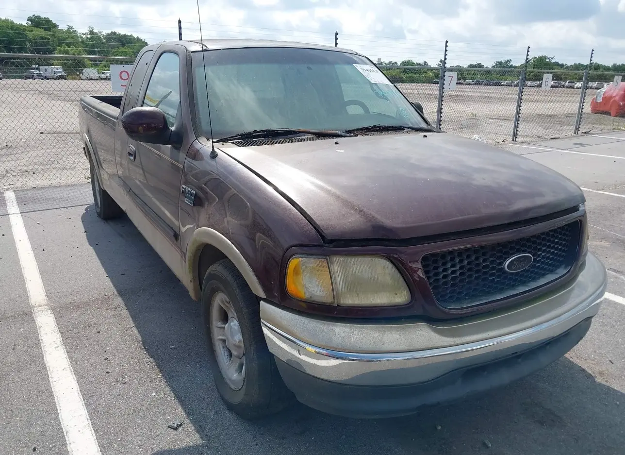 2000 FORD  - Image 1.