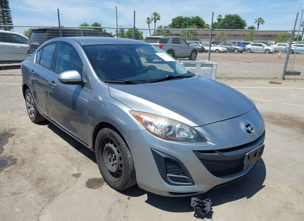 2011 MAZDA  - Image 1.