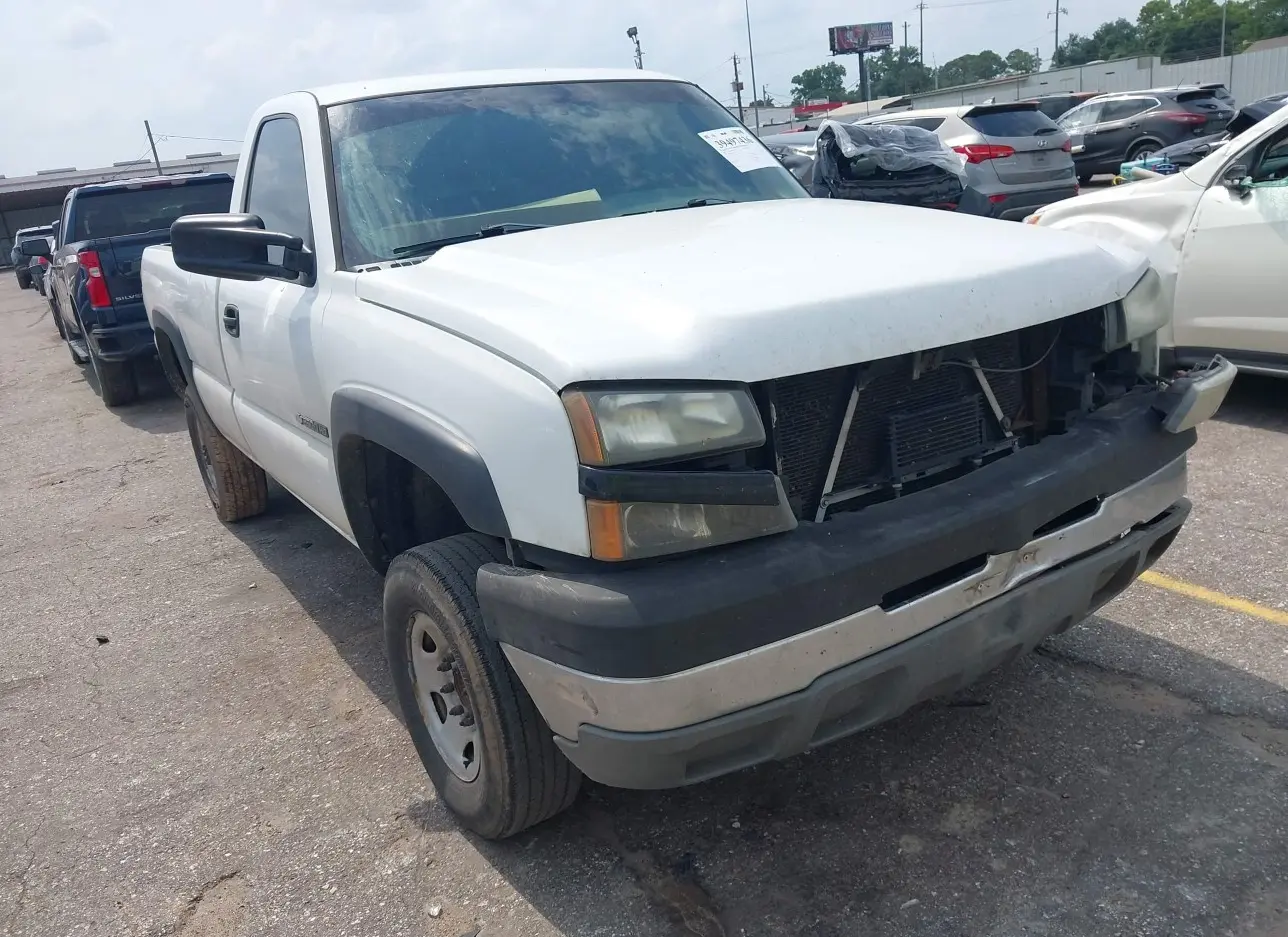 2005 CHEVROLET  - Image 1.