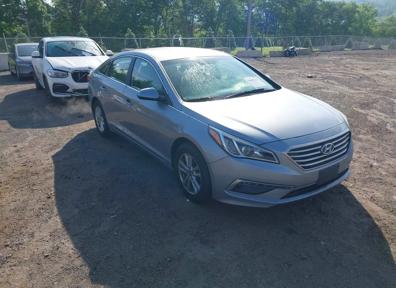 2015 HYUNDAI  - Image 1.