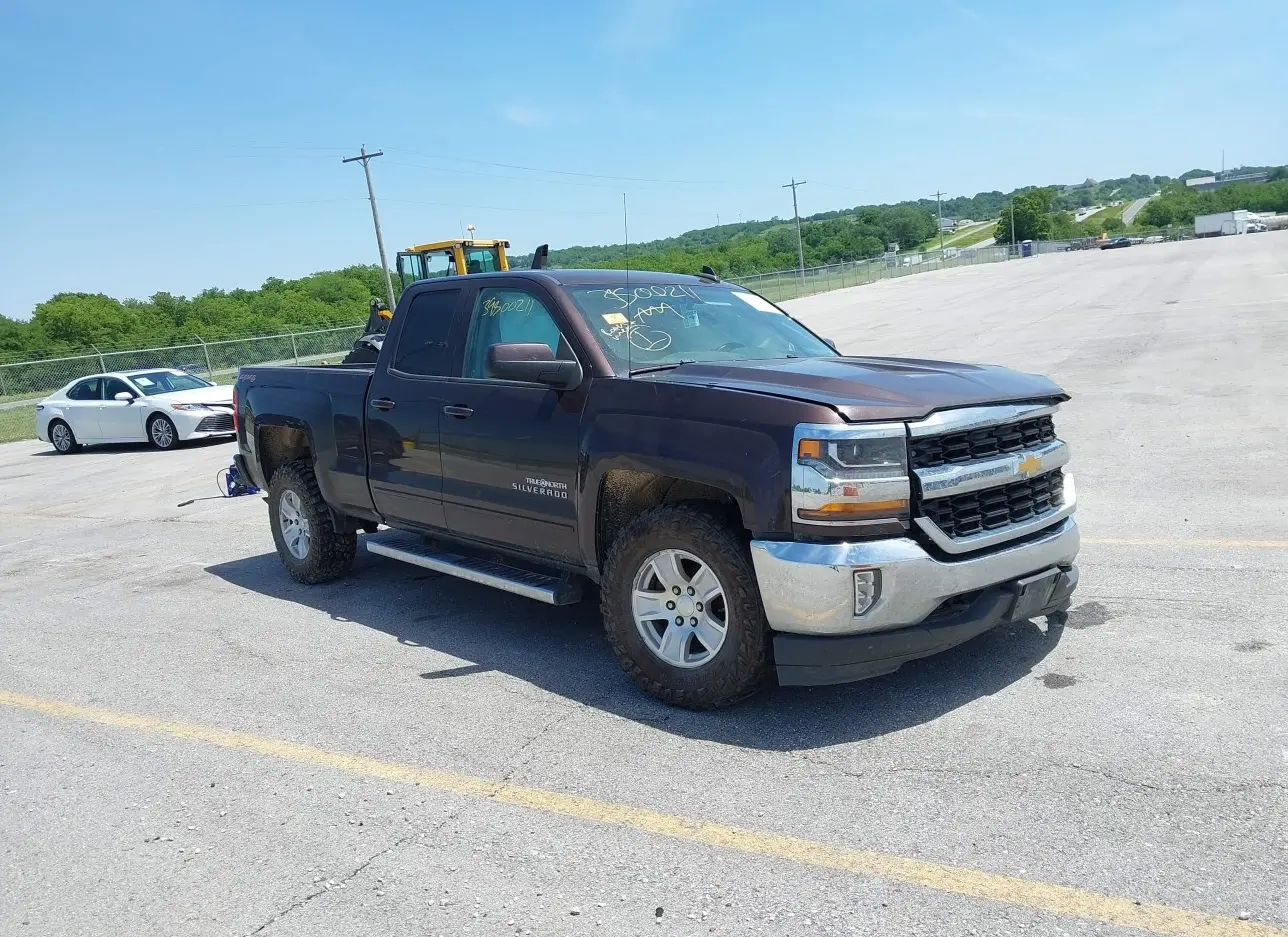 2016 CHEVROLET  - Image 1.