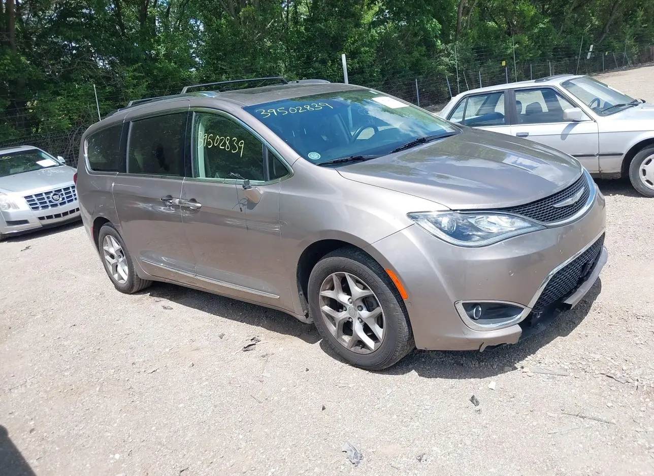 2018 CHRYSLER  - Image 1.