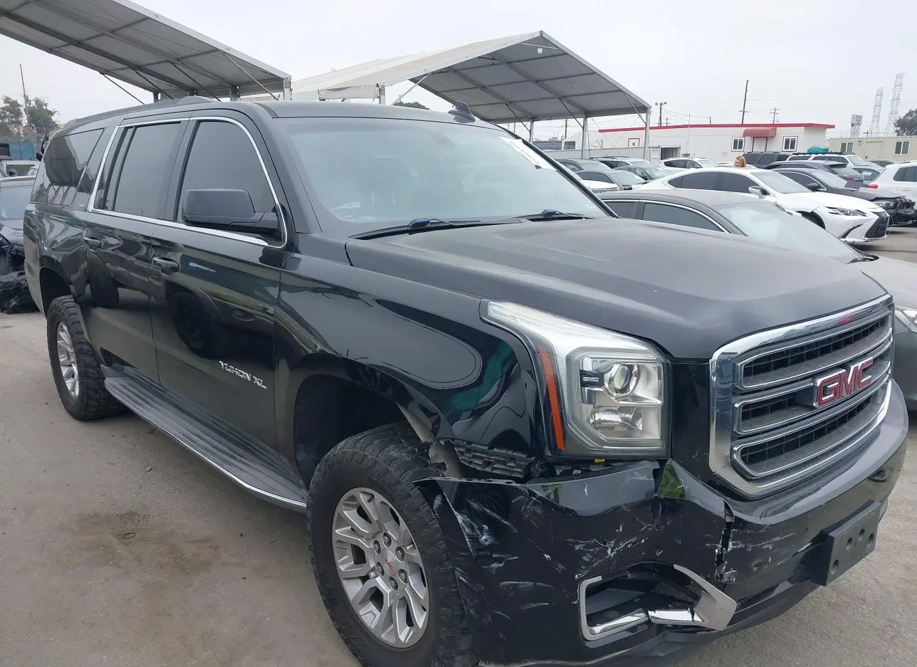 2016 GMC  - Image 1.