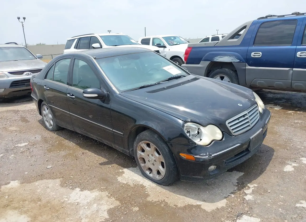 2005 MERCEDES-BENZ  - Image 1.