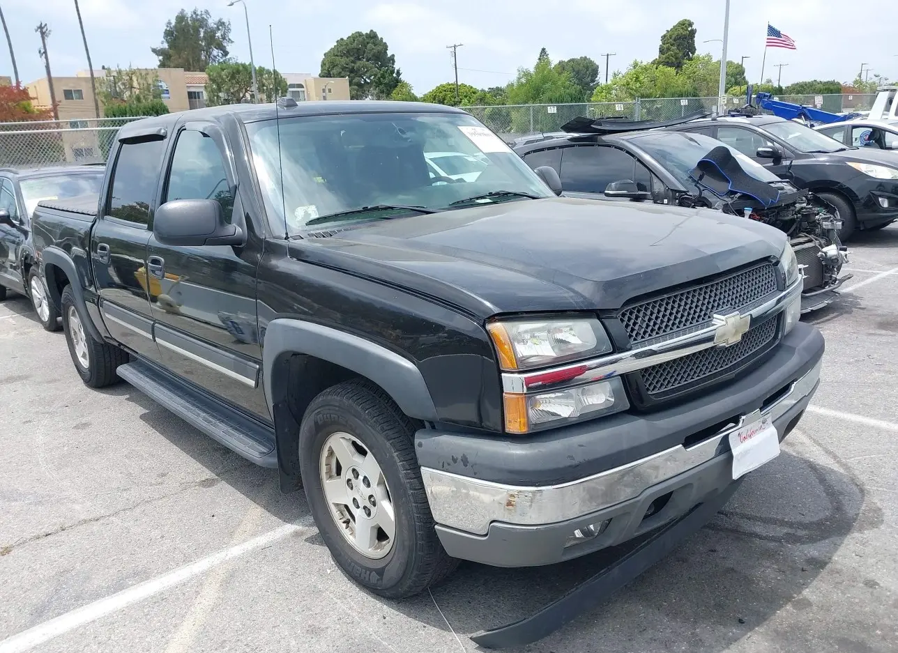 2005 CHEVROLET  - Image 1.