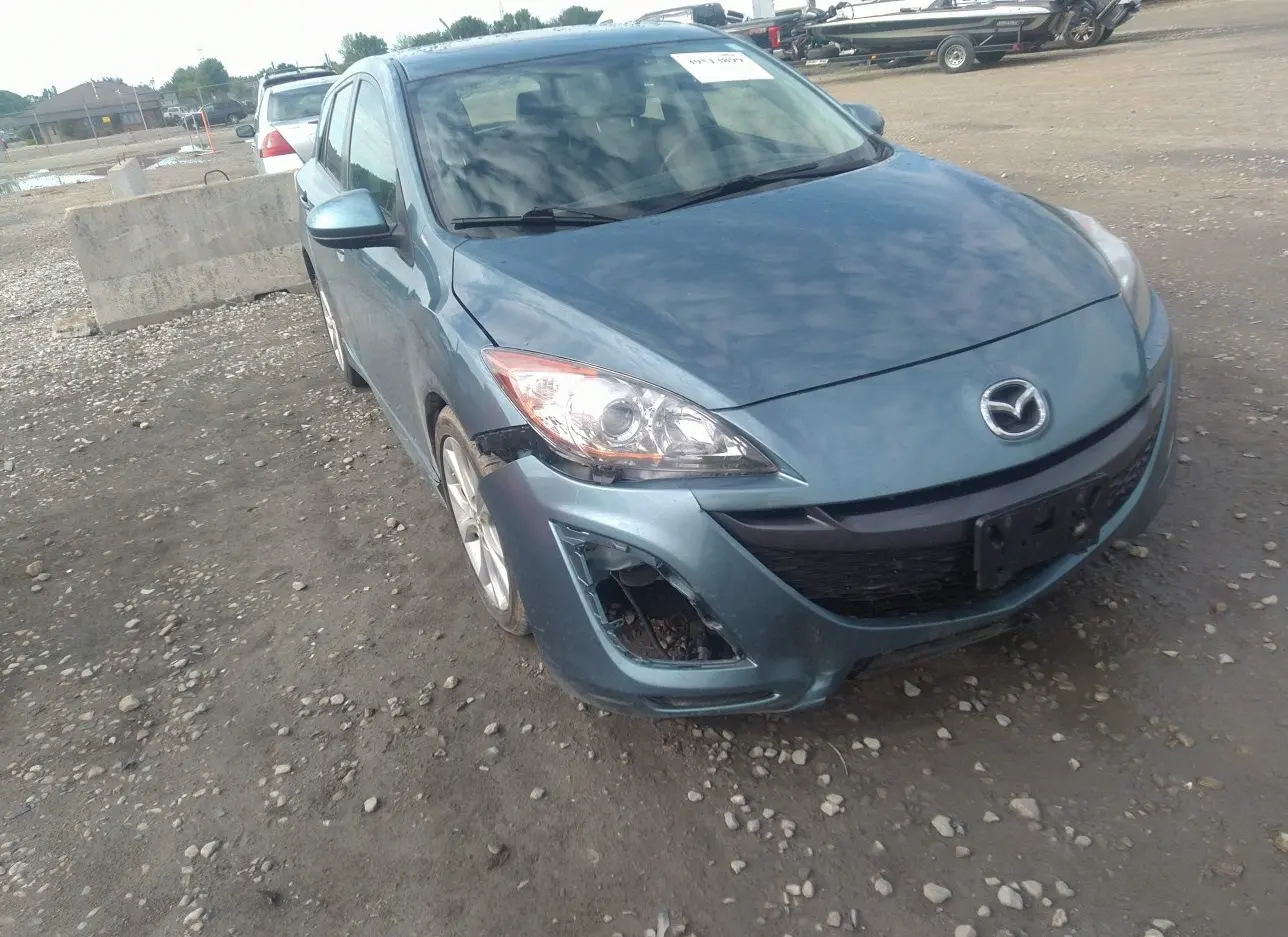 2011 MAZDA  - Image 1.